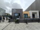 Vista frontal del Smart Modular Home de Samsung en IFA 2025, mostrando su diseño modular con distintos acabados y entrada principal